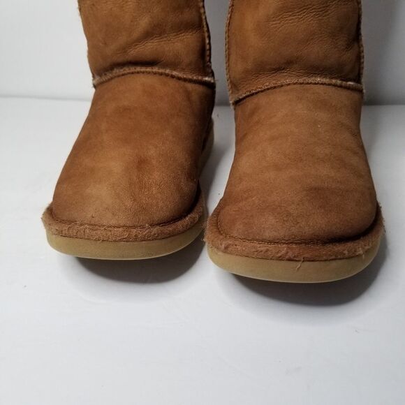 UGG Australian boots size 7 tall - Picture 5 of 8